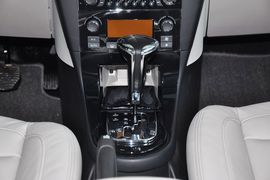 2012款东风雪铁龙新世嘉两厢1.6L自动乐享型