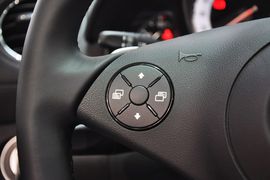 2011款奔驰SL350