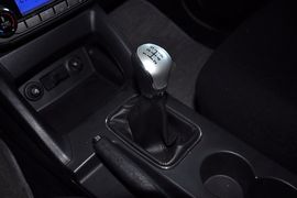 2012款江淮瑞鹰D19两驱经典型