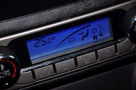 2012款江淮瑞鹰D19两驱经典型