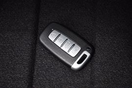2012款起亚福瑞迪1.6L