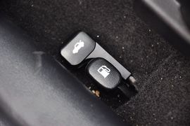 2012款起亚福瑞迪1.6L