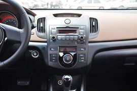 2012款起亚福瑞迪1.6L