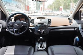 2012款起亚福瑞迪1.6L
