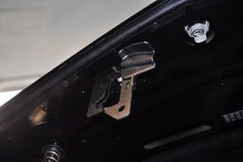 2012款北京奔驰E300L时尚型豪华版