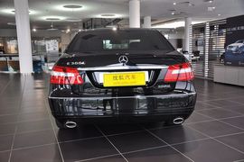 2012款北京奔驰E300L时尚型豪华版