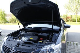 2012款丰田凯美瑞骏瑞2.5S导航版