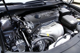 2012款丰田凯美瑞骏瑞2.5S导航版