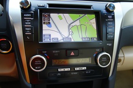 2012款丰田凯美瑞骏瑞2.5S导航版