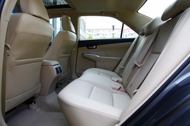 2012款丰田凯美瑞骏瑞2.5S导航版