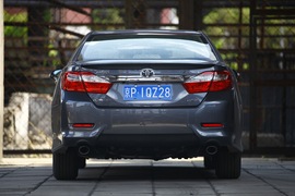 2012款丰田凯美瑞骏瑞2.5S导航版