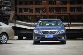 2012款丰田凯美瑞骏瑞2.5S导航版