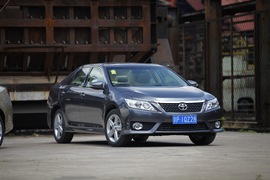 2012款丰田凯美瑞骏瑞2.5S导航版