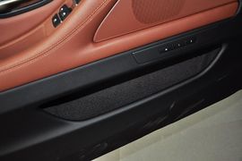 2012款宝马520i典雅型
