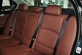 2012款宝马520i典雅型