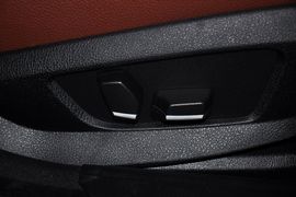 2012款宝马520i典雅型