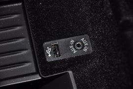 2012款宝马520i典雅型