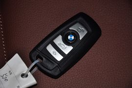 2012款宝马520i典雅型