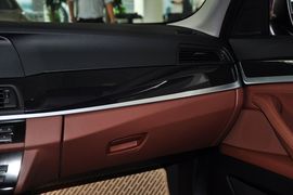 2012款宝马520i典雅型