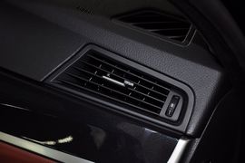 2012款宝马520i典雅型