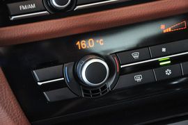 2012款宝马520i典雅型