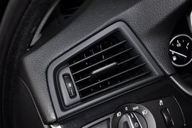 2012款宝马520i典雅型