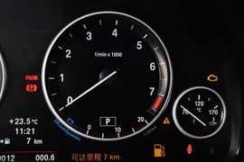 2012款宝马520i典雅型
