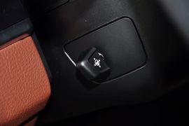 2012款宝马520i典雅型