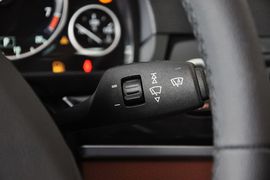 2012款宝马520i典雅型