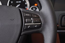 2012款宝马520i典雅型