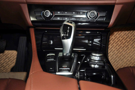 2012款宝马520i典雅型