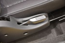 2012款长安奔奔mini