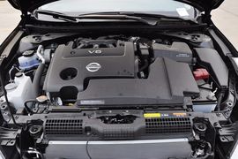 2012款日产天籁2.5L