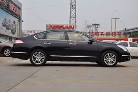 2012款日产天籁2.5L