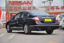 2012款日产天籁2.5L