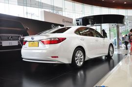 2013款雷克萨斯ES300h上海到店实拍