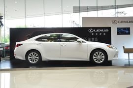 2013款雷克萨斯ES300h上海到店实拍