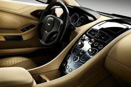 2013款阿斯顿马丁AM