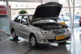 2012款奇瑞旗云2