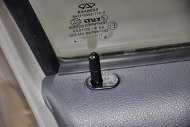 2012款奇瑞旗云2