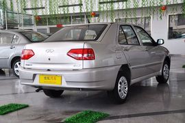 2012款奇瑞旗云2
