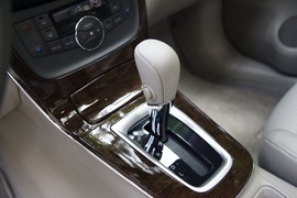 2012款新轩逸1.8XV宜宾试驾实拍