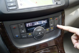 2012款新轩逸1.8XV宜宾试驾实拍