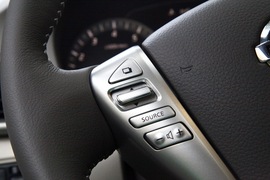 2012款新轩逸1.8XV宜宾试驾实拍