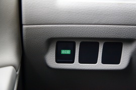 2012款新轩逸1.8XV宜宾试驾实拍