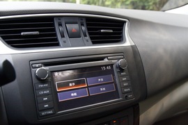 2012款新轩逸1.8XV宜宾试驾实拍