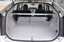 2012款丰田普锐斯1.8L豪华版到店实拍