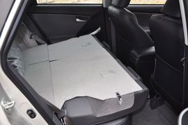 2012款丰田普锐斯1.8L豪华版到店实拍