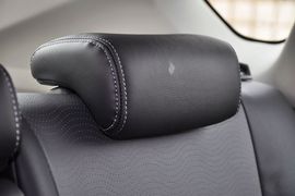 2012款丰田普锐斯1.8L豪华版到店实拍