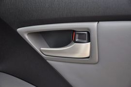 2012款丰田普锐斯1.8L豪华版到店实拍